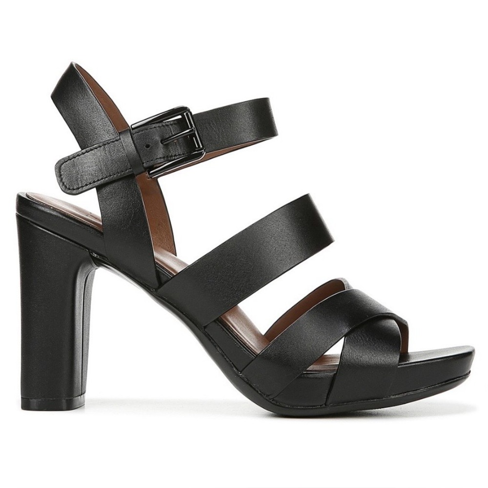 Naturalizer Julisa Platform heels